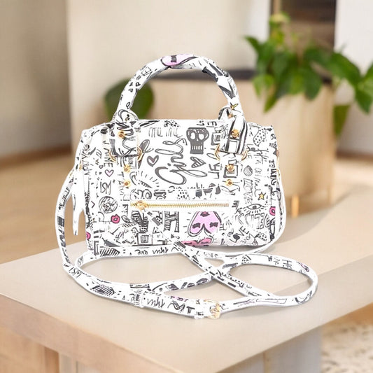 Urban Graffiti Chick Purse (White)